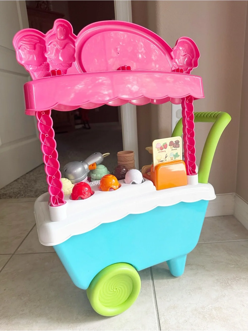 Leapfrog Scoop & Learn Ice Cream Cart with All Accessories